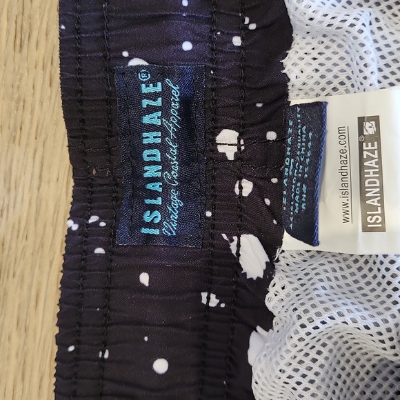 Island Haze Vintage Coastal Apperal Swim Trunks - Picture 7 of 9